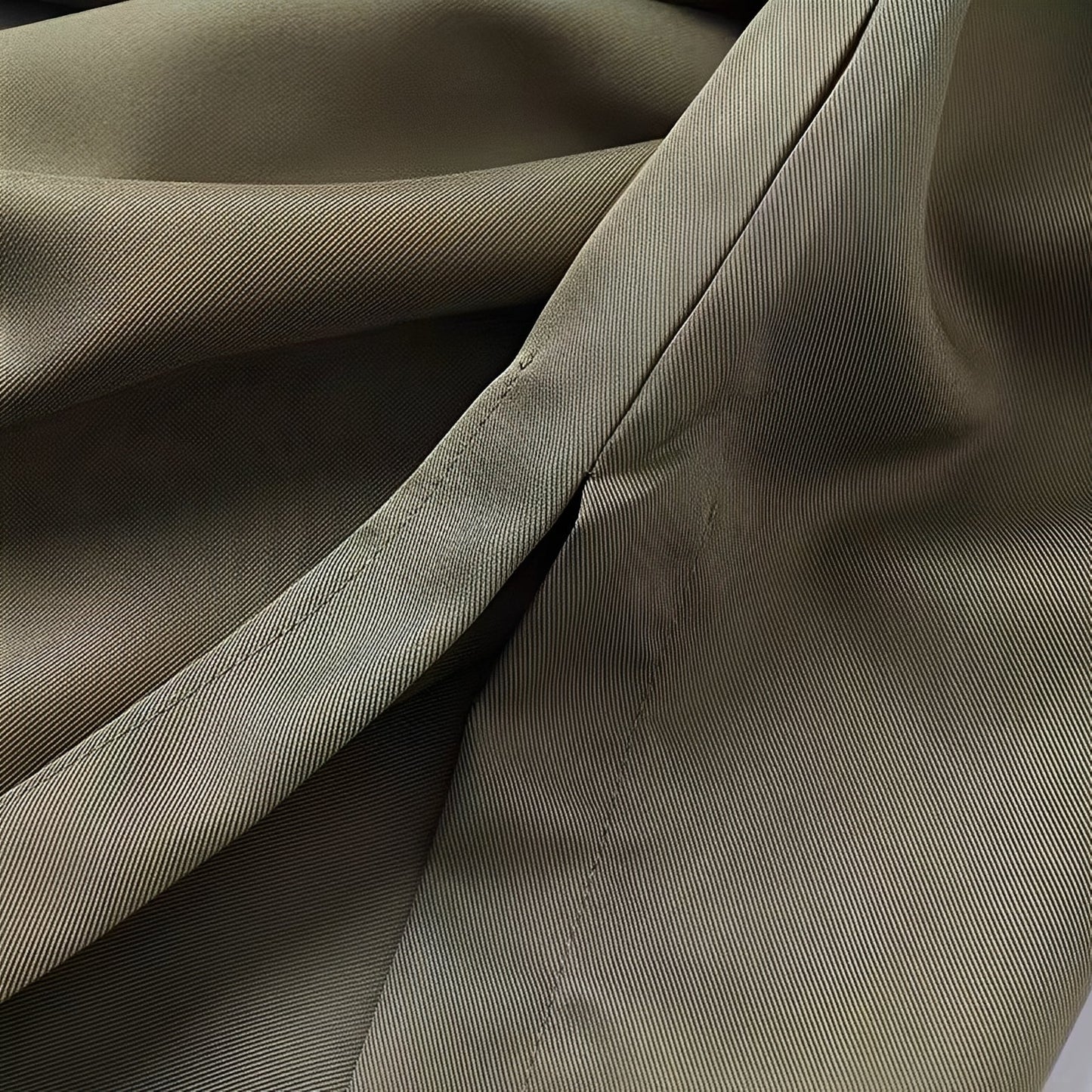 Everett - Robe Maxi à Coupe Asymétrique
