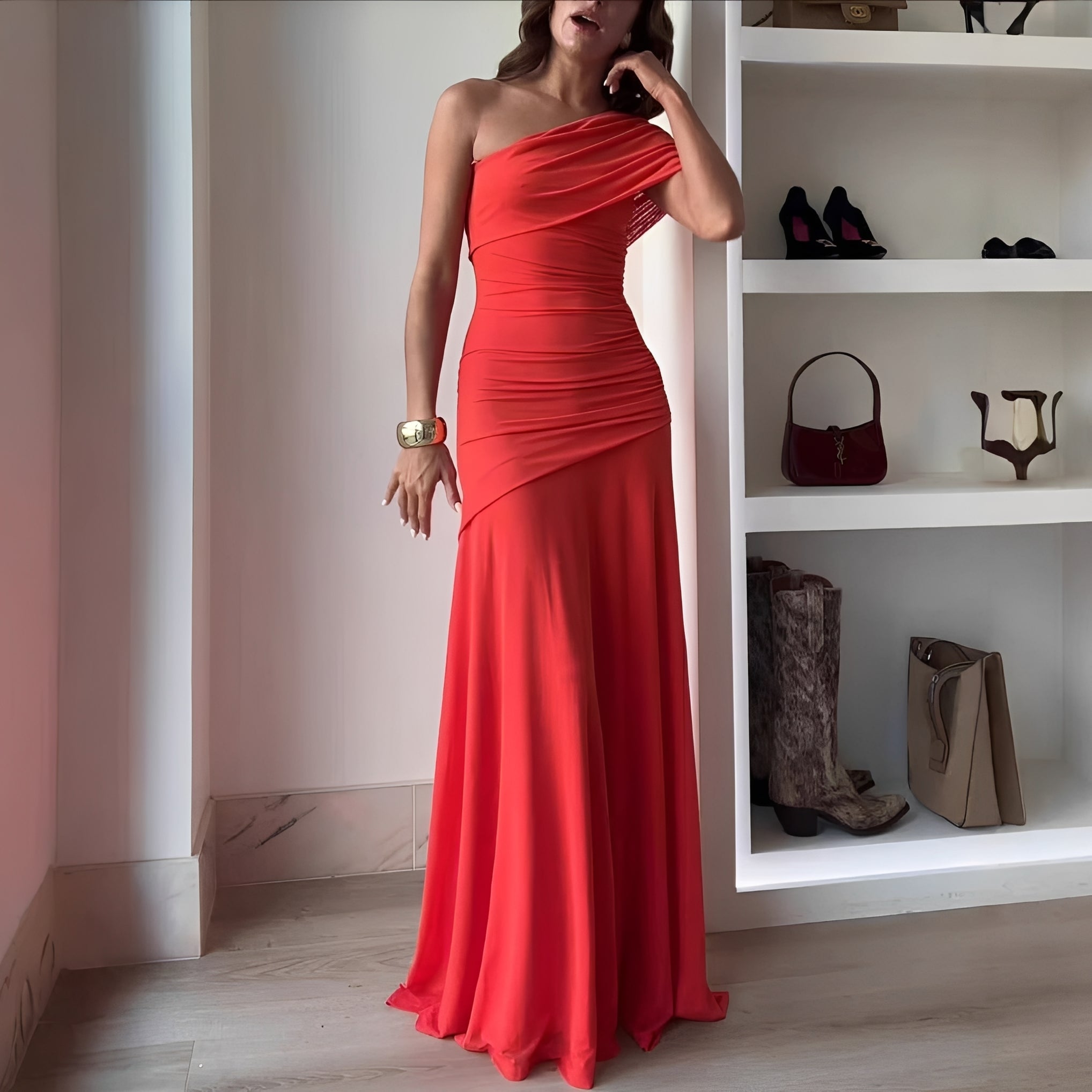Marga - Robe Longue et Élégante à Épaules Dégagées