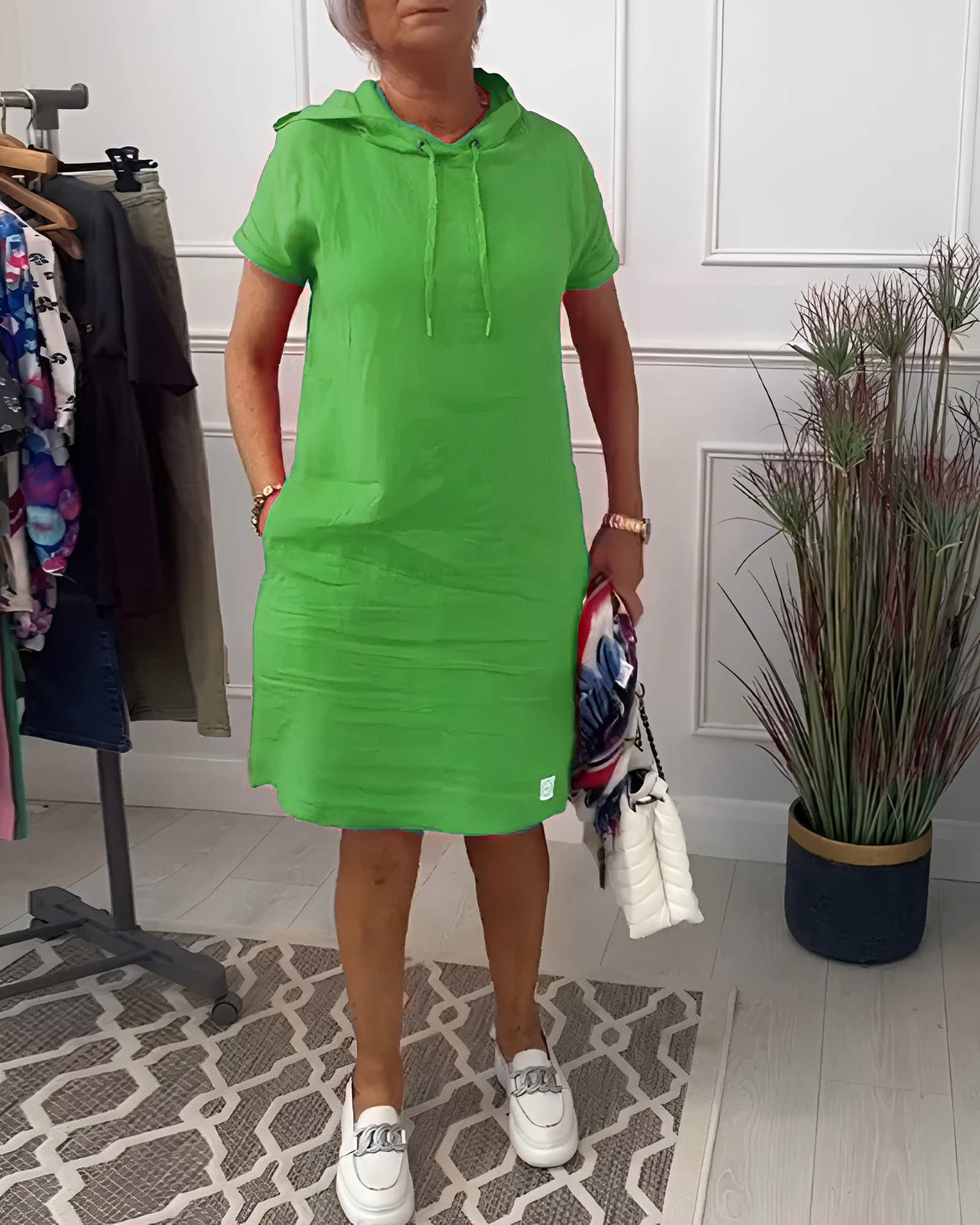 Tasha - Robe Midi Décontractée avec Capuche