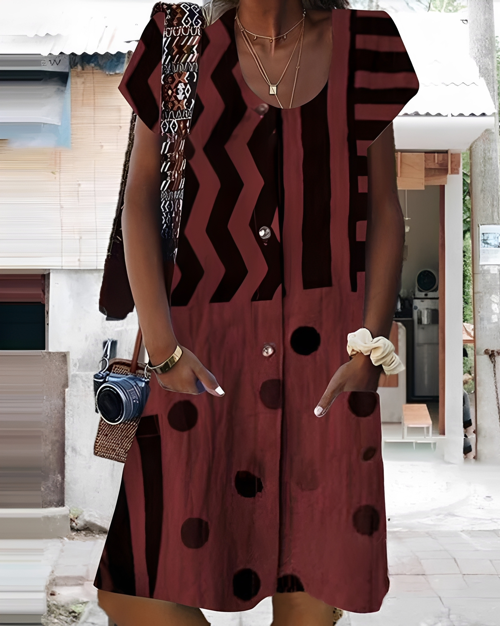 Melinda - Robe chic courte avec boutons