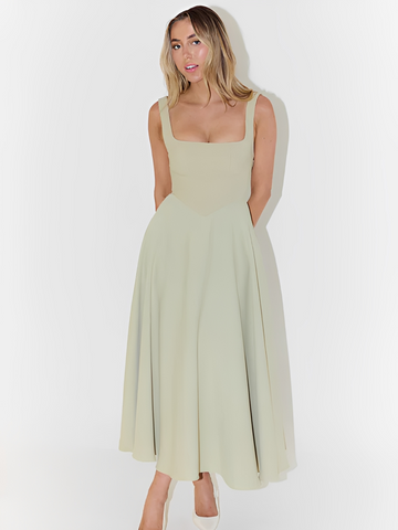 Julia - Élégante Robe Midi à Col Carré