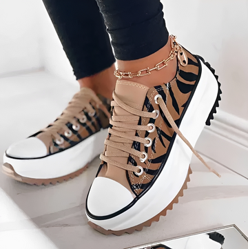 Caitlin - Chaussures Basses Luxueuses