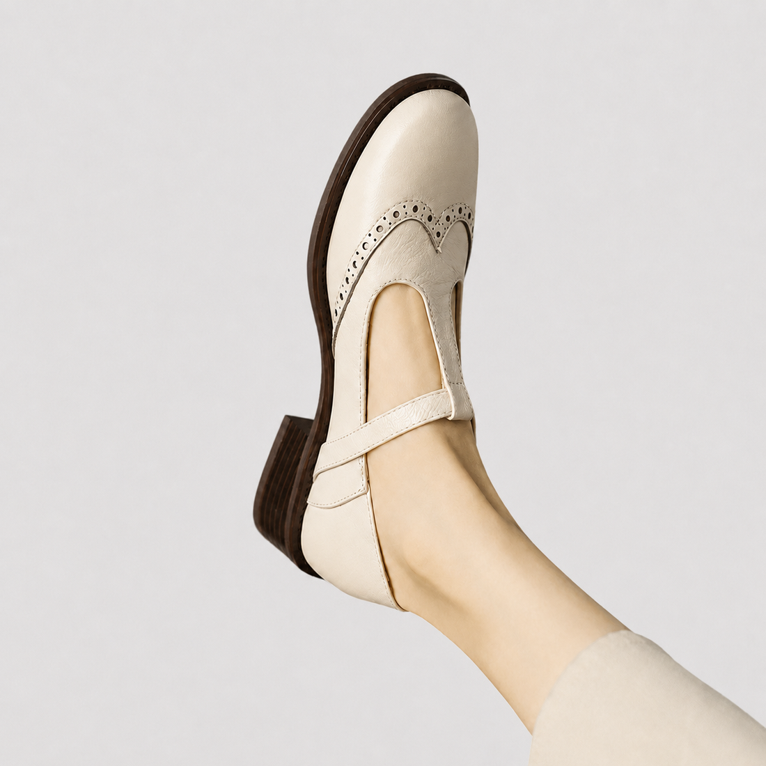 Livian - Sandales à Talons Style Rétro