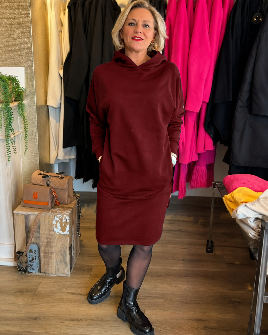 Annette - Robe Élégante avec Capuche