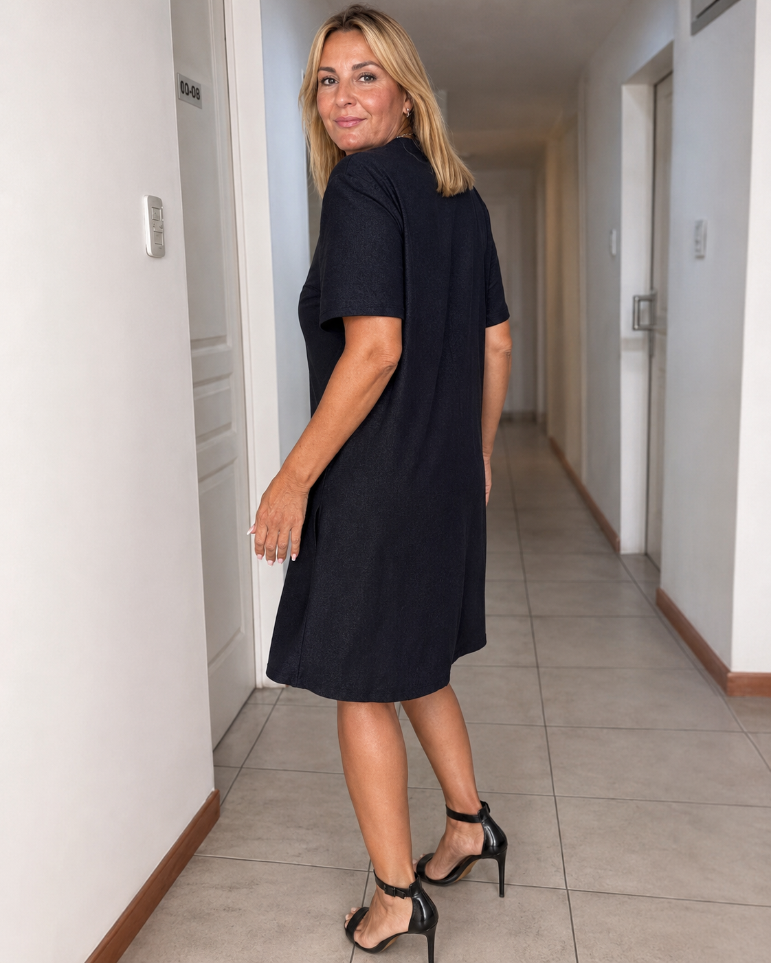 Marcelle - Robe Midi Élégante