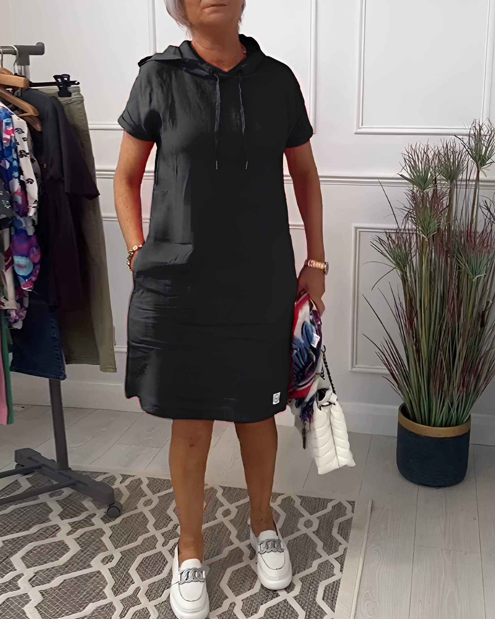 Tasha - Robe Midi Décontractée avec Capuche