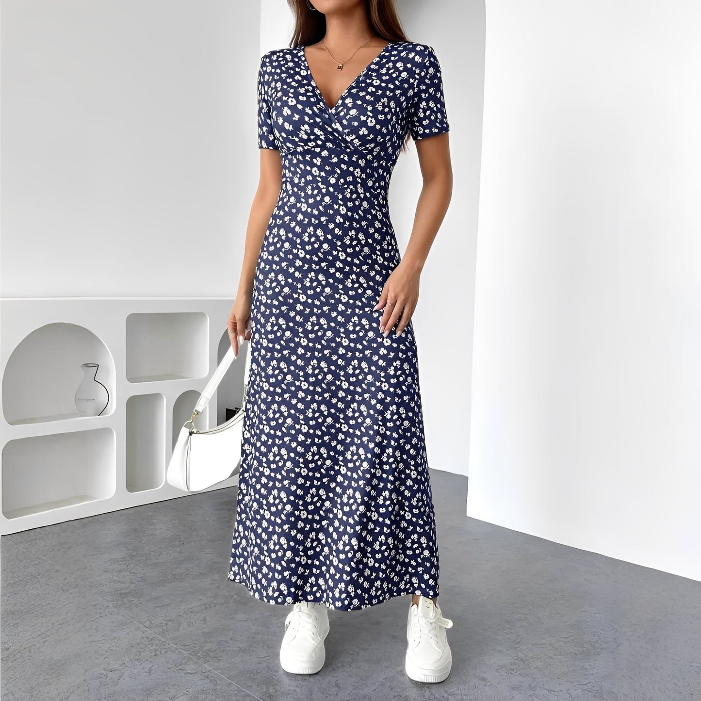 Reggie - Robe Maxi avec Design Floral Élégant
