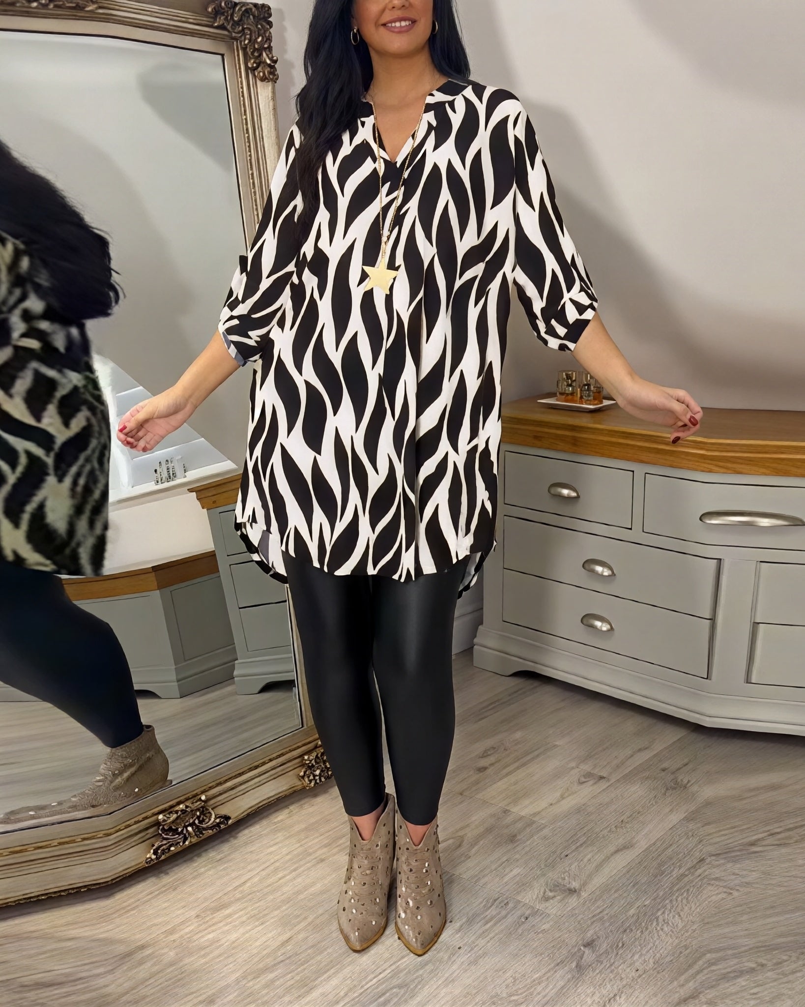 Eleanor - Blouse féminine avec design