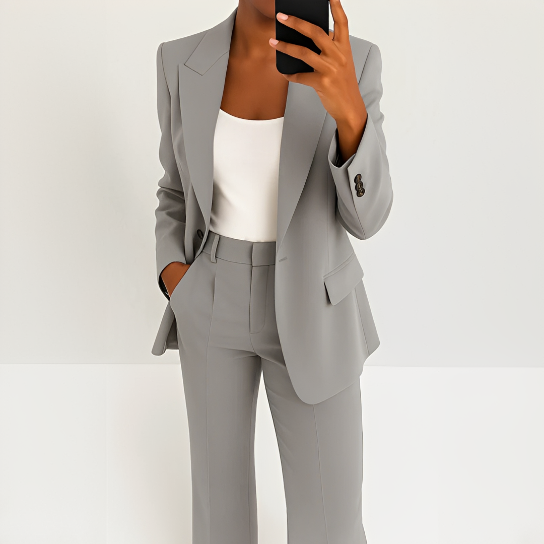 Brenda - Costume à la mode