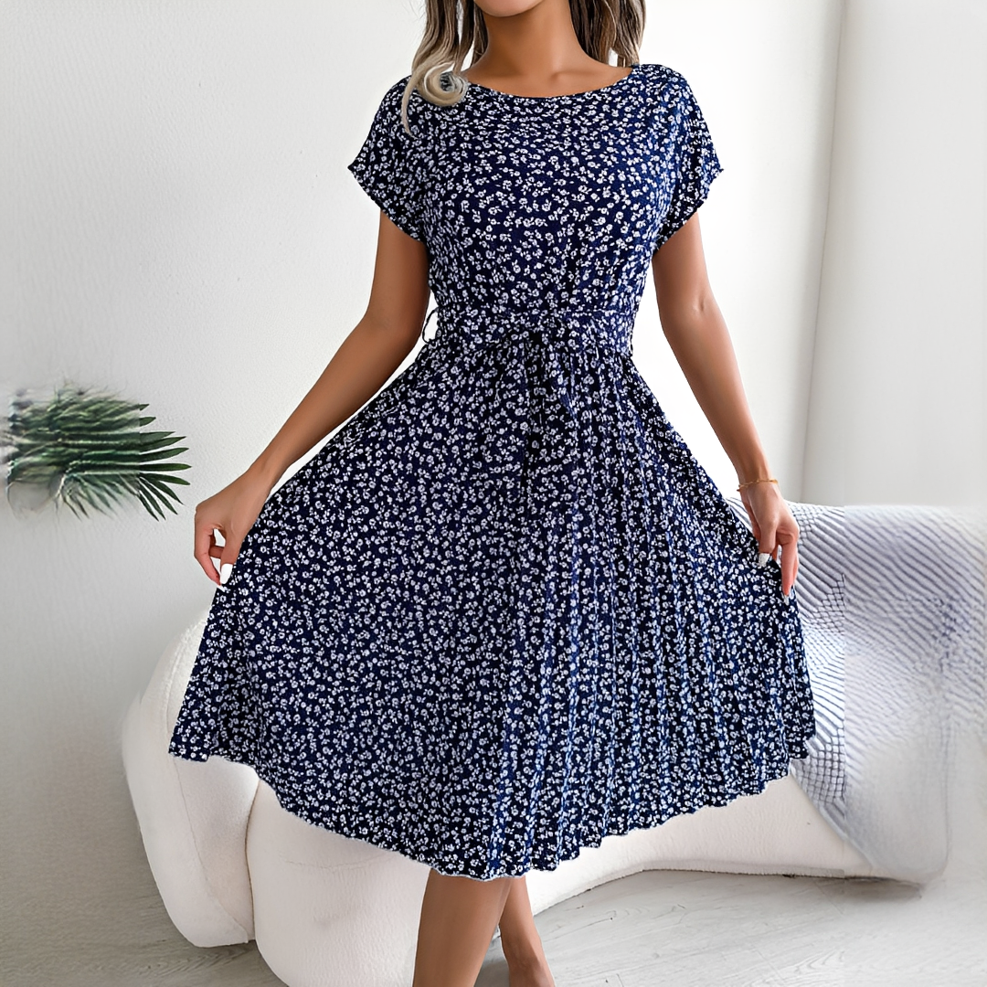 Lyka - Élégante robe d'été à manches courtes pour femmes