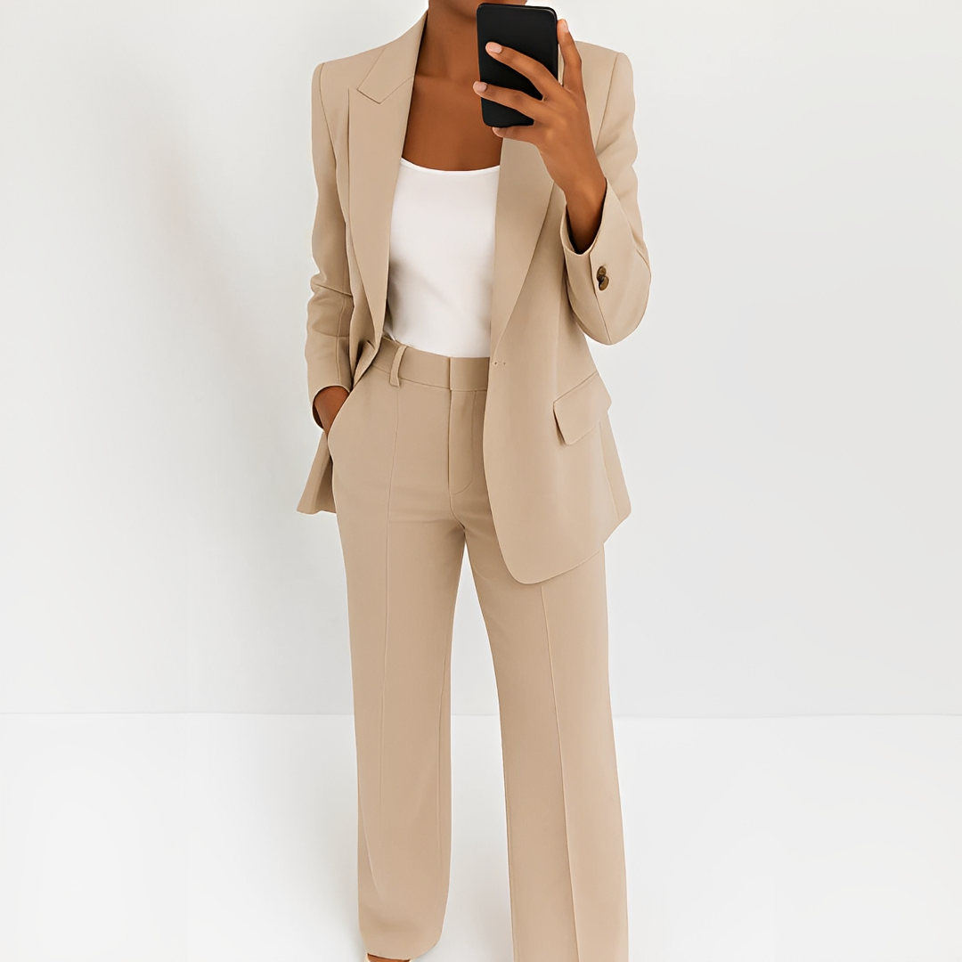 Brenda - Costume à la mode