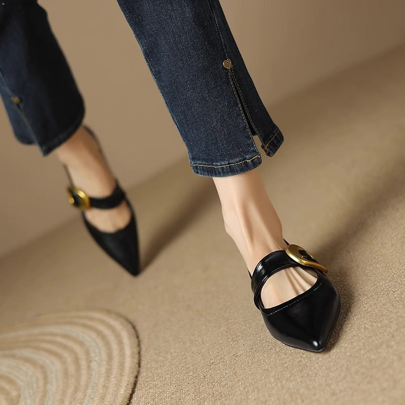 Teegan - Chaussures plates à bout pointu et talon bas