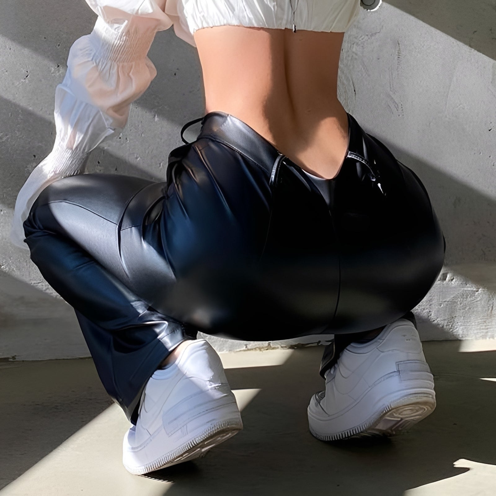 Katerina - Pantalon Relax Taille Haute à Coupe Évasée