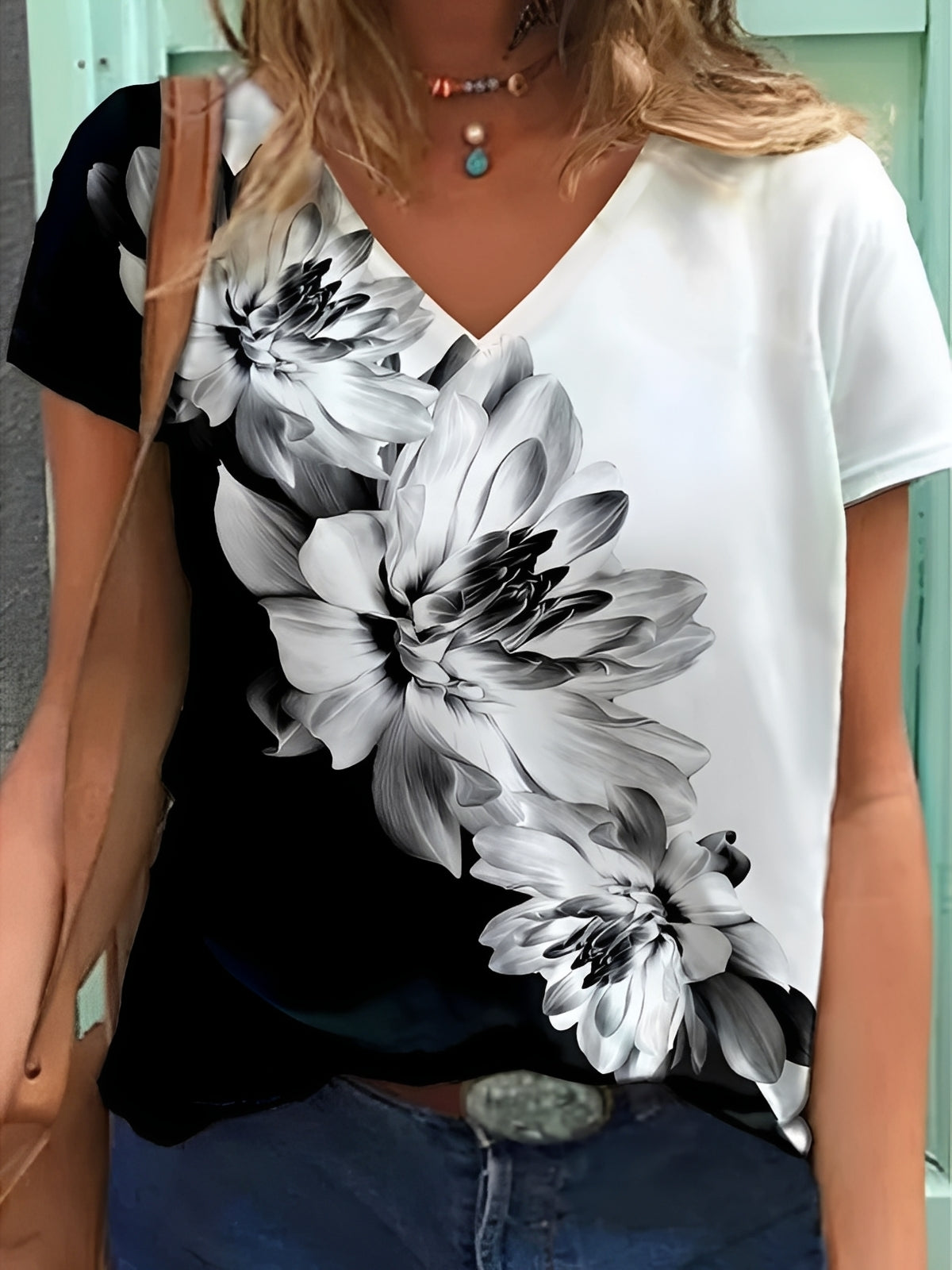 Niki - Haut élégant avec motifs de fleurs pour femmes