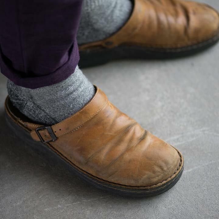 Yani - Pantuflas ortopédicas de cuero para hombre